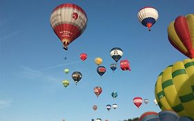 Lauras Townhouse Apartments Balloon Watchers Retreat